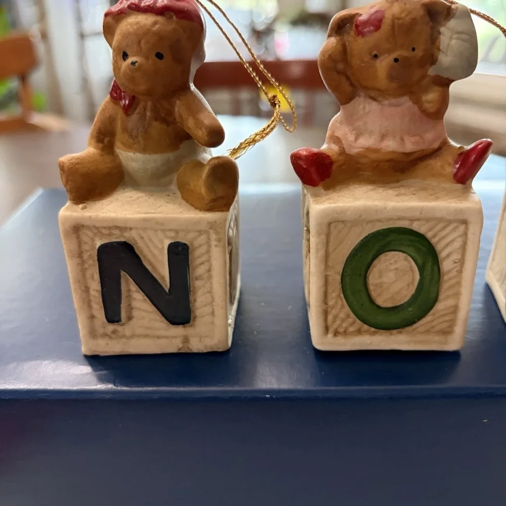 VTG Vintage NOEL Teddy Bear Alphabet Blocks Ceramic Christmas Tree Ornaments